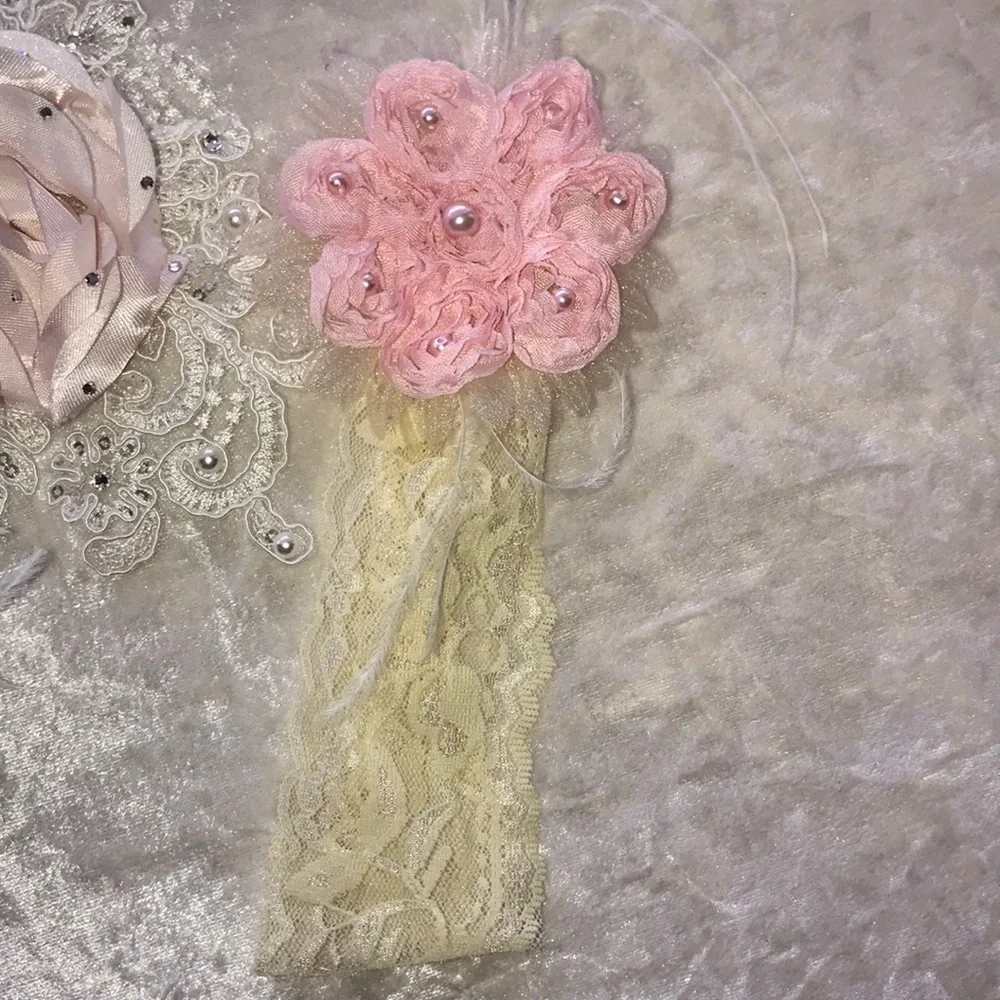 Embellished lace headbands and hair brochure NWOT